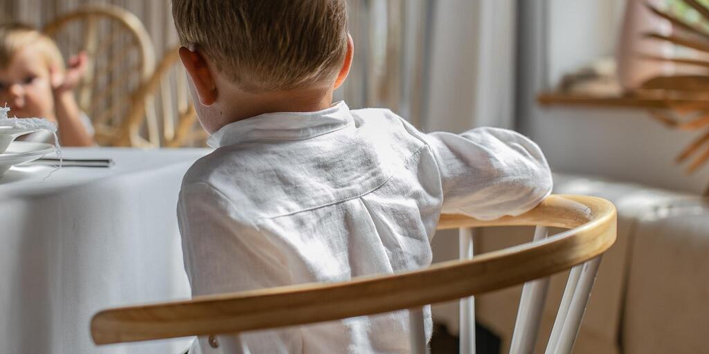 biała koszula lniana dla chłopca wizytowa pranie lnu lilen
