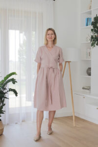 sukienka-kimono-midi-lniana sukienka kimonowa lniana