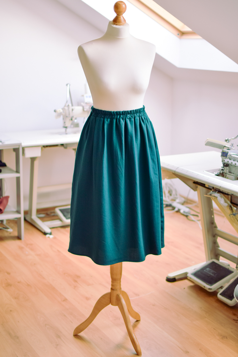 Sale-2663 Elegancka spódnica 100% merino wool na gumce S II Gatunek - obrazek 1